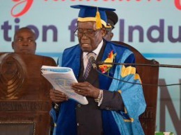 Mugabe süre istedi