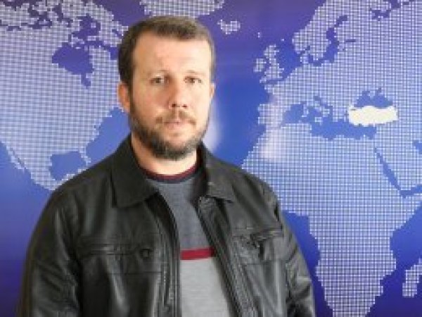 "Toplumun zihinsel kodlarıyla oynuyorlar"