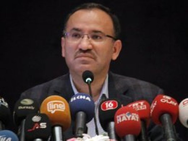 Bozdağ: Peygamberin doğumu 'Mevlid-i Nebi' adıyla kutlanacak
