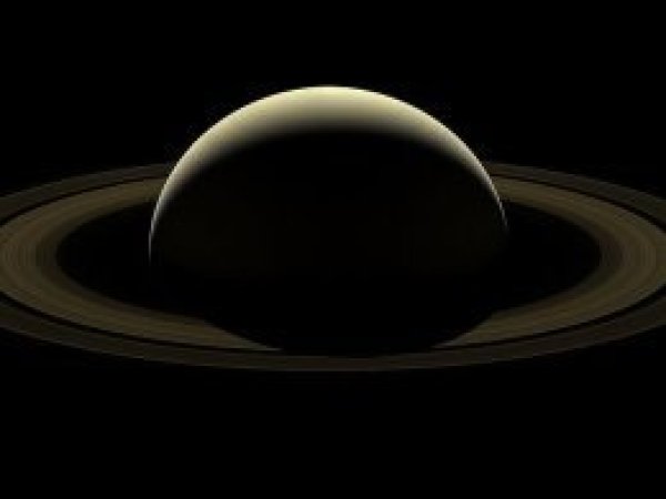 Cassini'nin Satürn'e 'son bakışı'