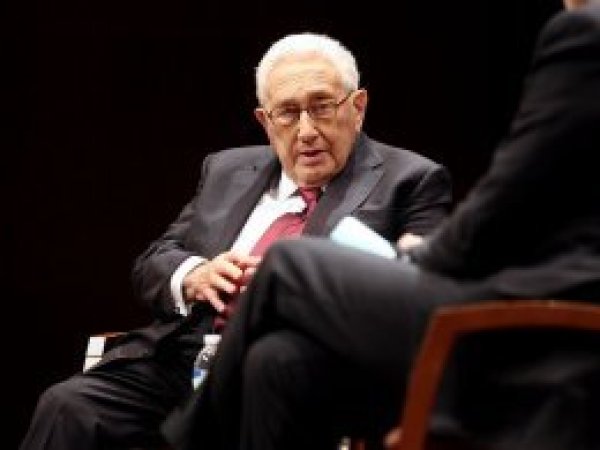 Henry Kissinger: 3. Dünya Savaşı çok yakın