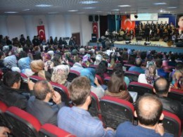 Öğretmenler gününde PKK'nın katlettiği öğretmenler anıldı