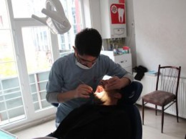 Uzmanlardan ağız ve diş sağlığı tavsiyeleri