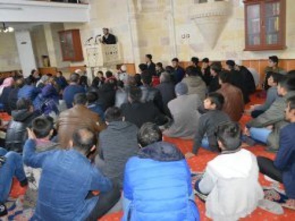 Urfa Hilvan'da Lise öğrencileri Peygamberlerini andı