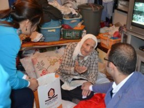 "Yaşlılar hayattayken kıymetlerini bilmeliyiz"