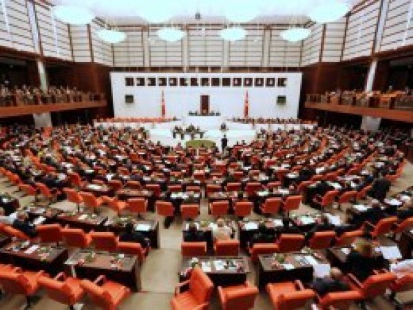 YSK teklifi TBMM'de kabul edildi