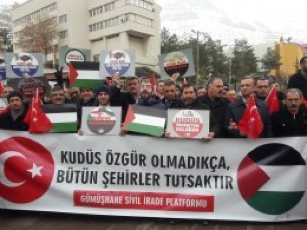 "Kudüs bizim nazarımızda mihenktir"