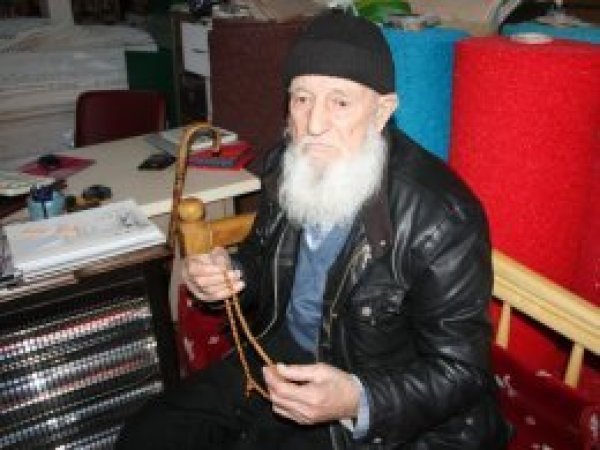 'Ot ile kepeği karıştırır ekmek yapardık'