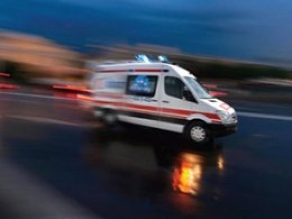 Cinnet getiren baba ailesini katletti