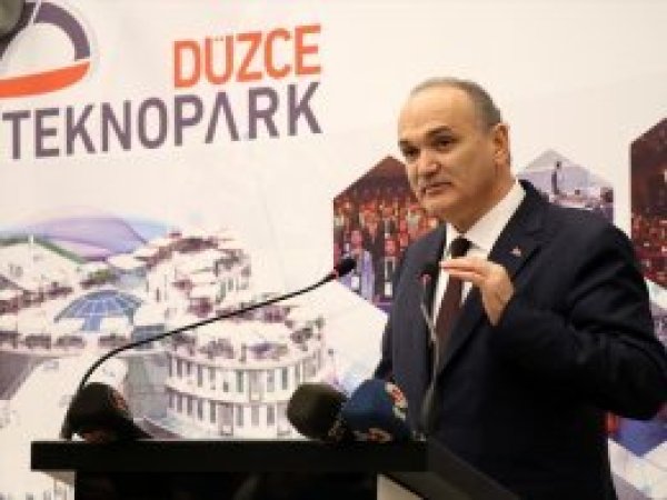 'Teknoloji üreten bir Türkiye oluşturacağız'