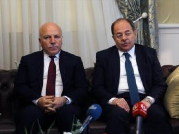 Akdağ: ABD'de bir tiyatro oynanıyor