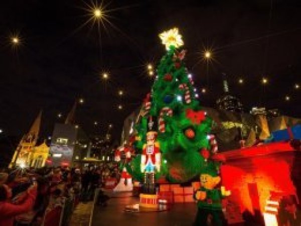 İmamlara 'Noel Baba' için para toplama emri