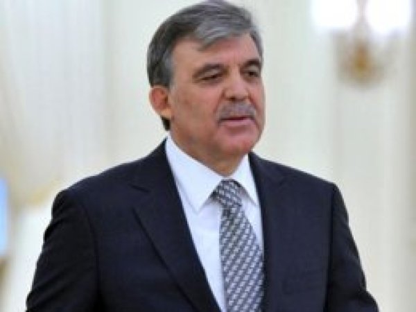 Abdullah Gül'den KHK eleştirisi
