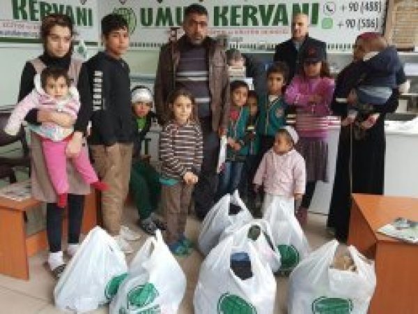 Umut Kervanından Suriyeli aileye şefkat eli