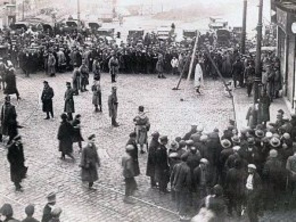 Şehid İskilipli Atıf Hoca kabri başında anıldı