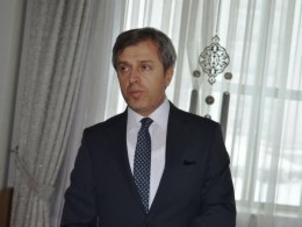 Vali Çınar: Nesilleri imanlı yetiştirmeliyiz