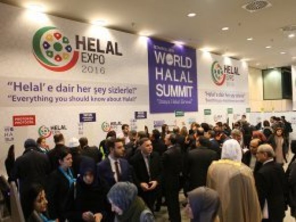 İstanbul resmen dünyanın helal merkezi oldu