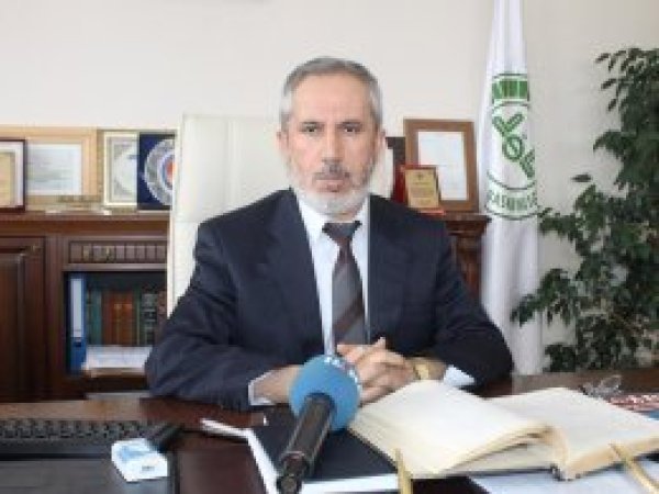 'Müslümanlar 14 Şubat sevgililer gününü kutlamaz'