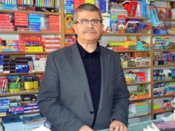 Okuma aşkıyla 37 yıldır sahaflık yapıyor