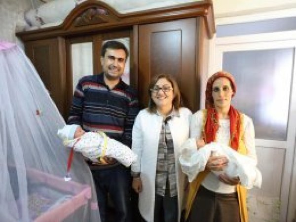 Tüp bebek yöntemiyle 23 çift bebek sahibi oldu