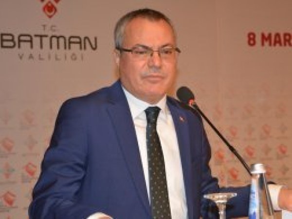 'Peygamber Efendimiz kadınlarımızı yüceltmiştir'