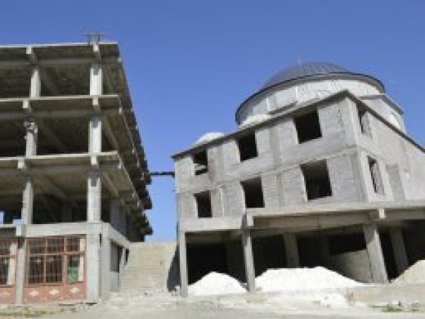 Cami inşaatı yıllardır tamamlanamadı