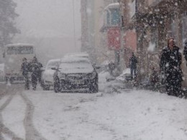 Meteoroloji'den yoğun kar yağışı uyarısı