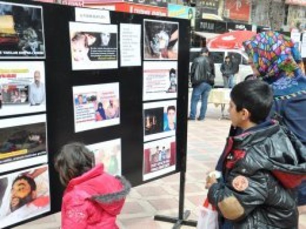Dünya Mustazafları fotoğraf sergisiyle anlatıldı