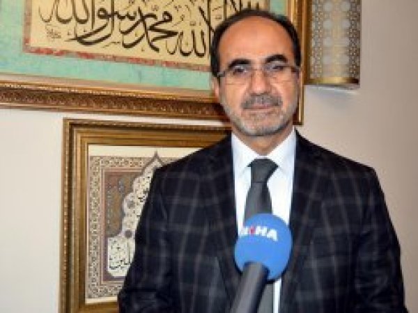 'Yaşlılarımıza evimizin başköşesinde yer vermeliyiz'