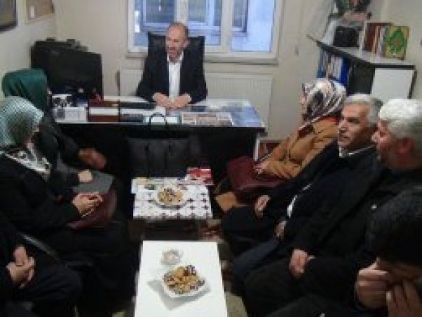 AK Parti’den Ağrı'da Mustazaflar Cemiyetine ziyaret