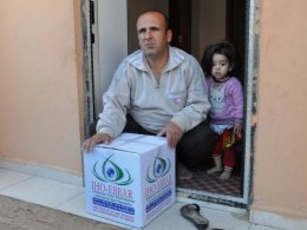 IHO EBRAR onlarca aileye yardımda bulundu