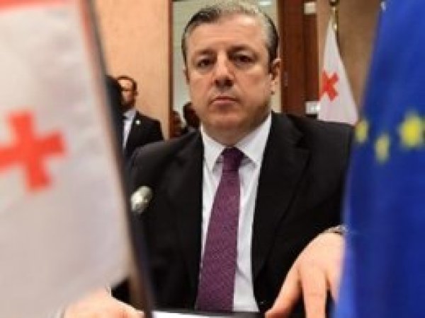 AB'den Gürcistan'a vize serbestisi hakkı