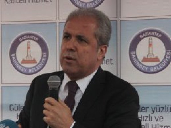'Camiler parklarla iç içe olması gerek'