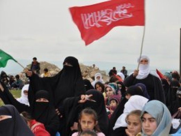 Recepler köyünde Kutlu Doğum coşkusu