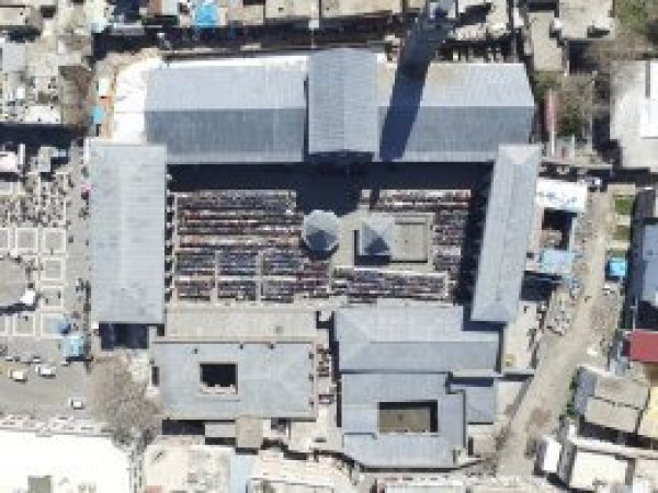 Ulu Camii'nde Cuma namazı havadan görüntülendi