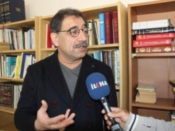 'Batı ülkeleri kaostan besleniyor'