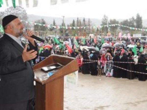 'Kurtuluş ancak Allah'ın dinindedir'