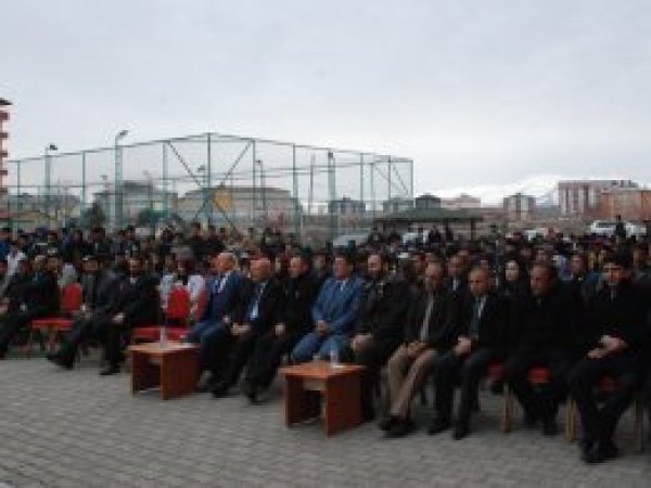 Ağrı Endüstri Meslek Lisesi'nde Kutlu Doğum programı