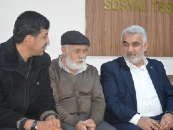 Yapıcıoğlu Kilis İl Başkanının babasının taziyesine katıldı