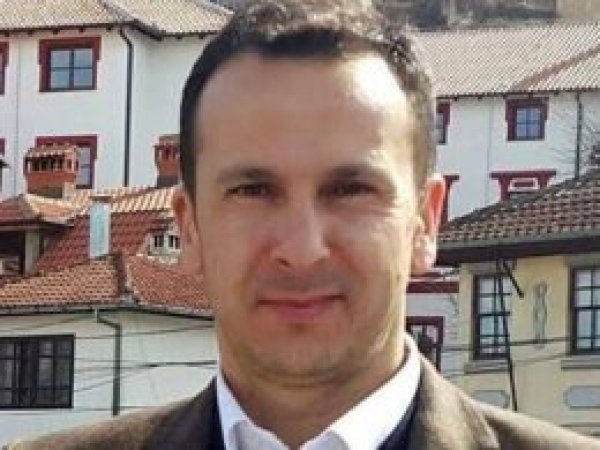 Hakkari'de bir binbaşı ve uzman çavuş öldü