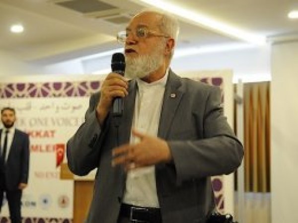 'Ürünlerin üzerinde helal logosu olması gerekir'