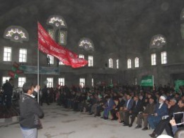 Arakonak beldesinde Kutlu Doğum coşkusu