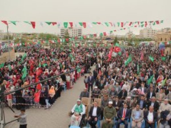 Midyatlılar Muhammedi sevda ile hasret giderdi