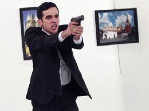 'Karlov'a suikast emri oteldeki abiden'