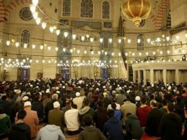 2 bin genç sabah namazında buluştu 