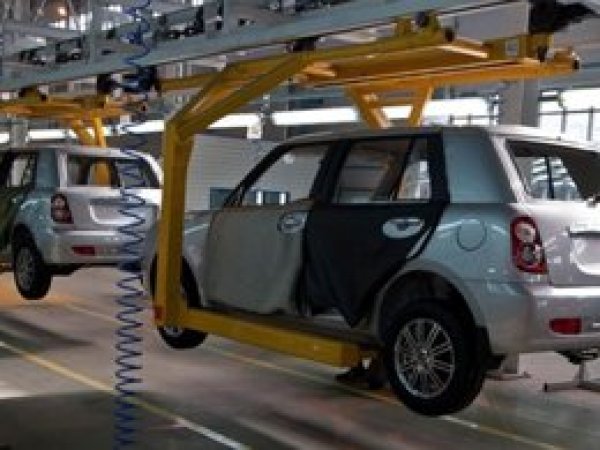 Çin dünyanın otomobil imalat merkezi olmayı hedefliyor