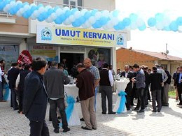 Elazığ'da Umut Kervanı Gıda Bankası açıldı