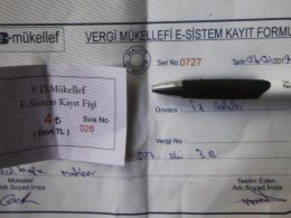 Sahte vergi memuru suçüstü yakalandı