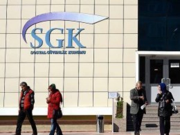 Sigarayı bırakmak isteyene ücretsiz hizmet