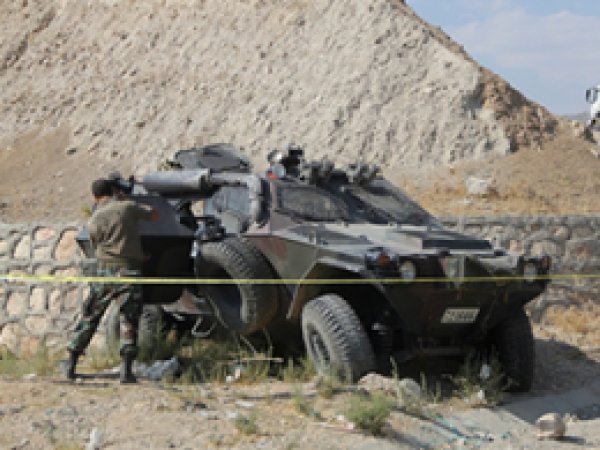 Zırhlı araç devrildi: 11 asker yaralı